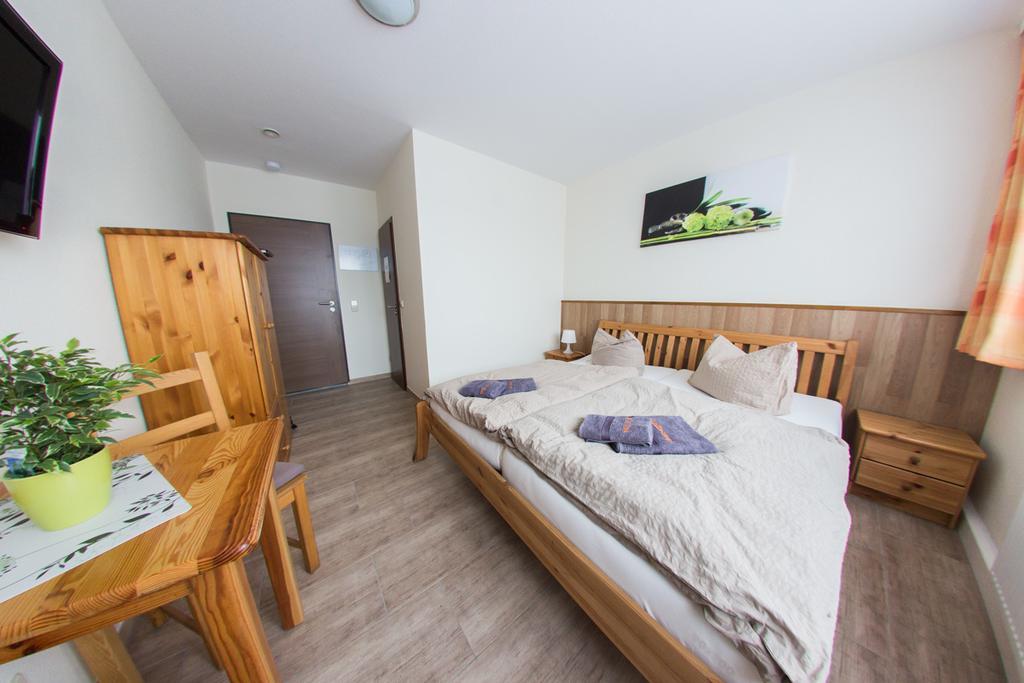 Hollis Rast Hotel Sangerhausen Ngoại thất bức ảnh